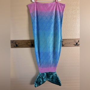 Mermaid Soft Fleece Slip In Blanket ombré, Silver foil Scales, flip sequin tail